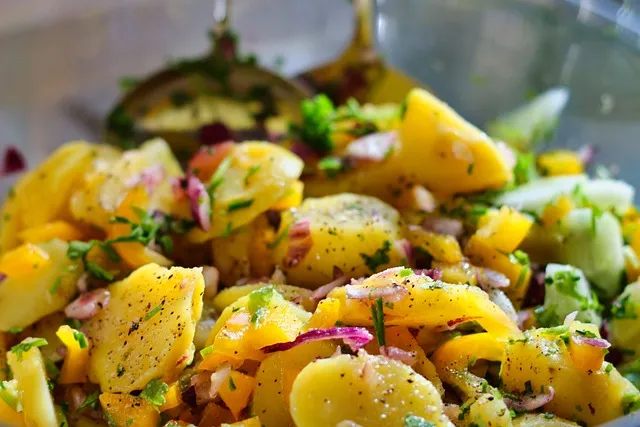 diyet-patates-salatasi-tarifi