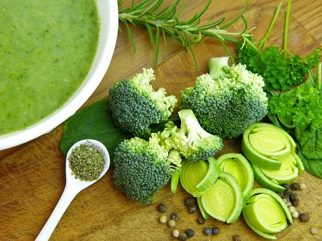 bebekler-icin-brokoli-corbasi
